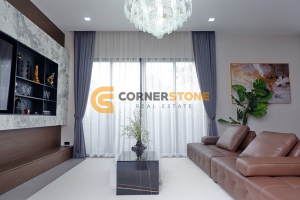 Picture of 4 bedroom House in Palm Lakeside Villas East Pattaya