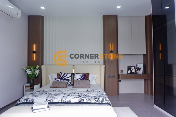 Picture of 4 bedroom House in Palm Lakeside Villas East Pattaya