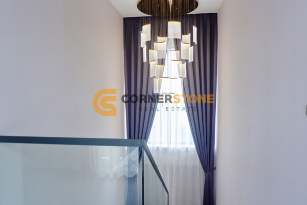 Picture of 4 bedroom House in Palm Lakeside Villas East Pattaya