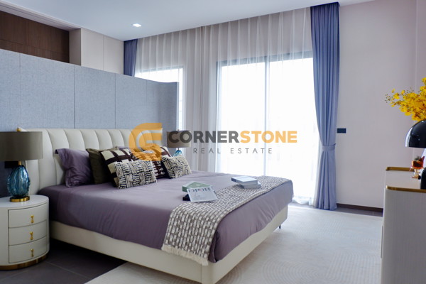 Picture of 4 bedroom House in Palm Lakeside Villas East Pattaya