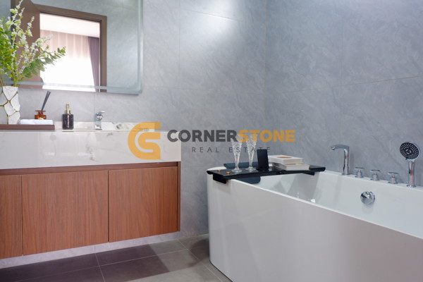 Picture of 4 bedroom House in Palm Lakeside Villas East Pattaya