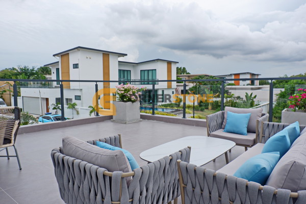 Picture of 4 bedroom House in Palm Lakeside Villas East Pattaya