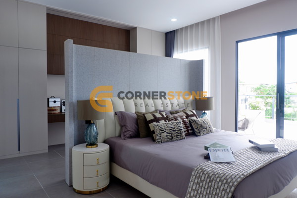 Picture of 4 bedroom House in Palm Lakeside Villas East Pattaya