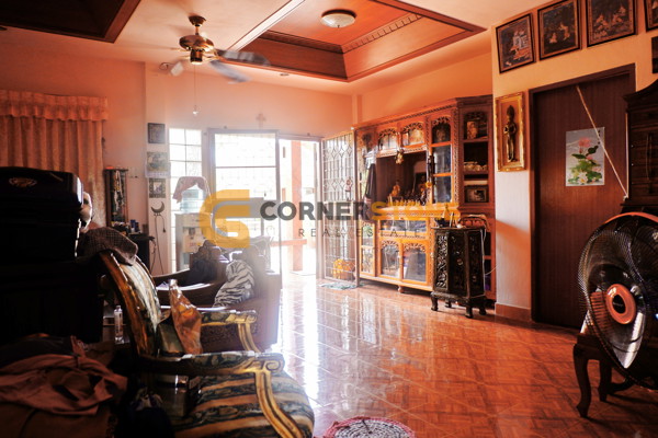 Picture of 3 bedroom House in Eakmongkol Village East Pattaya