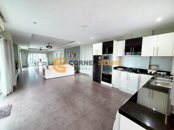 Picture of 2 bedroom Condo in Tudor Court Pratumnak Hill