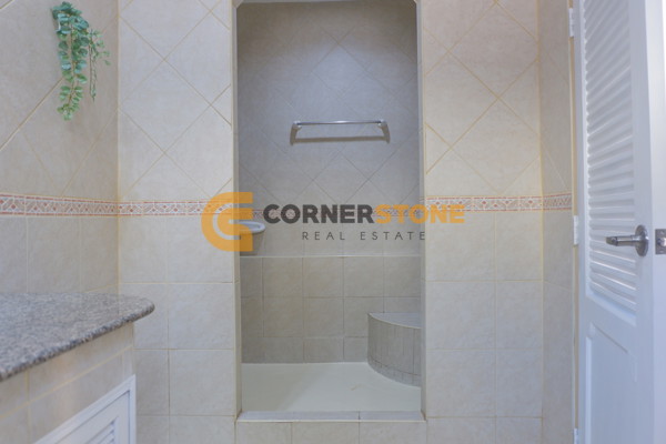 Picture of 3 bedroom House in Park View Villa East Pattaya East Pattaya