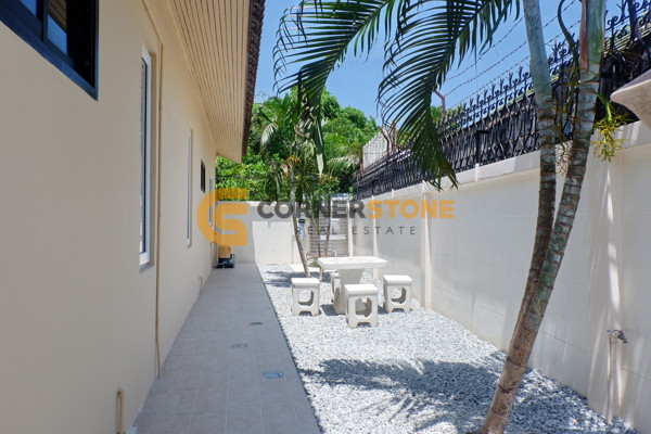 Picture of 3 bedroom House in Park View Villa East Pattaya East Pattaya