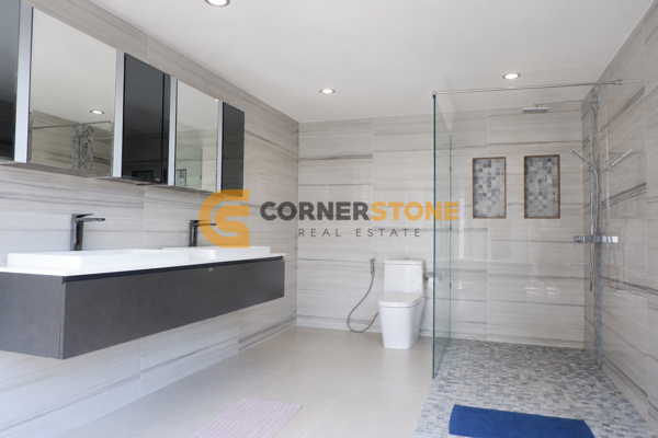 Picture of 8 bedroom House in  East Pattaya