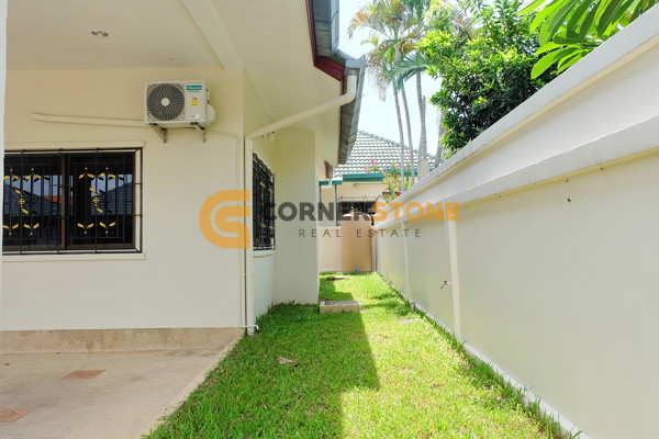 Picture of 3 bedroom House in SP4 Village East Pattaya