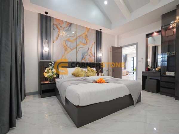 Picture of 4 bedroom House in Mabprachan Garden Resort East Pattaya