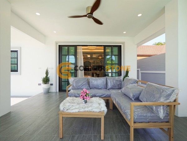 Picture of 4 bedroom House in Mabprachan Garden Resort East Pattaya