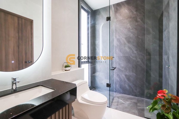 Picture of 5 bedroom House in Opal Village East Pattaya