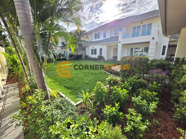 Picture of 4 bedroom House in Green Field Villa 5 East Pattaya