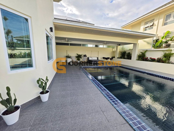 Picture of 4 bedroom House in Green Field Villa 5 East Pattaya