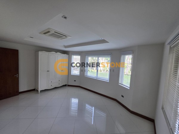 Picture of 4 bedroom House in Green Field Villa 5 East Pattaya