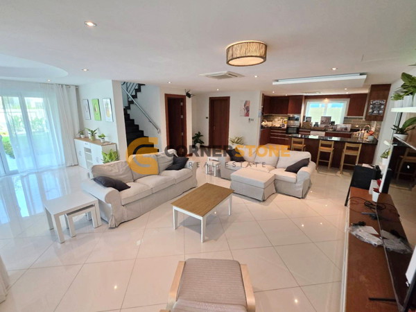 Picture of 4 bedroom House in Green Field Villa 5 East Pattaya