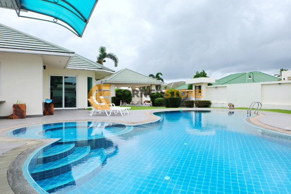 Picture of 5 bedroom House in Green Field Villas 4 East Pattaya