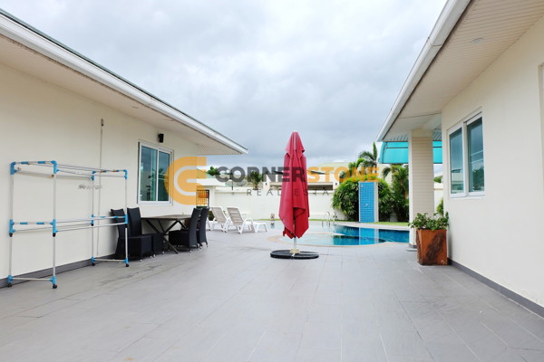 Picture of 5 bedroom House in Green Field Villas 4 East Pattaya