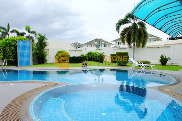 Picture of 5 bedroom House in Green Field Villas 4 East Pattaya