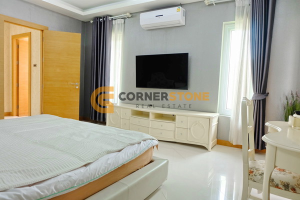 Picture of 5 bedroom House in Green Field Villas 4 East Pattaya