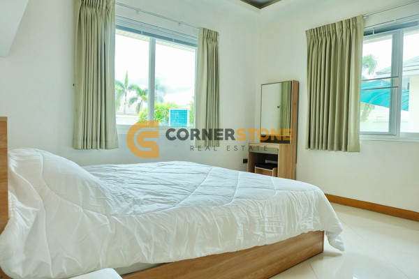 Picture of 5 bedroom House in Green Field Villas 4 East Pattaya