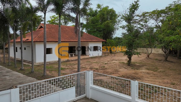 Picture of 1200 sqw Land Plot in Huay Yai