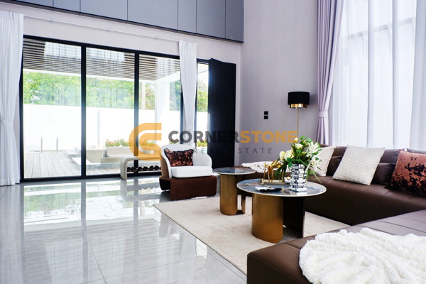Picture of 4 bedroom House in HD Pool Villas East Pattaya