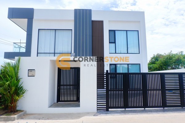 Picture of 5 bedroom House in HD Pool Villas East Pattaya