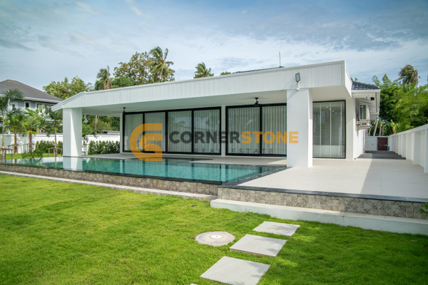 Picture of 5 bedroom House in  Huay Yai
