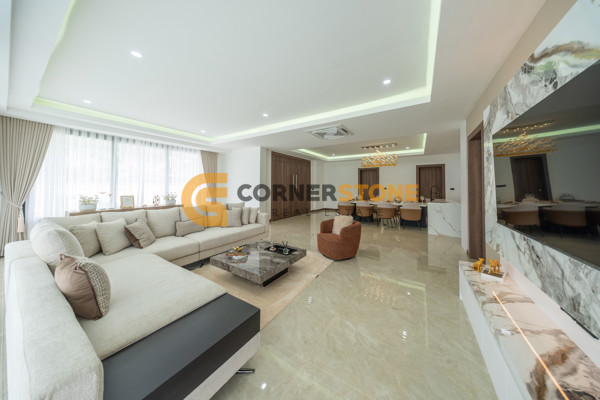 Picture of 5 bedroom House in  Huay Yai