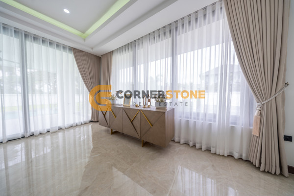 Picture of 5 bedroom House in  Huay Yai