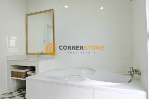 Picture of 4 bedroom House in European Thai House East Pattaya