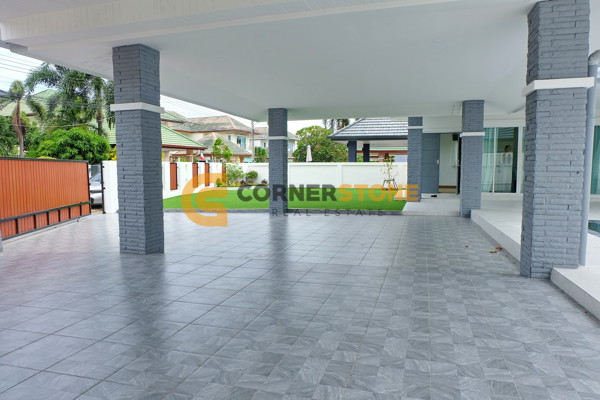 Picture of 4 bedroom House in SP Village 5 Mabprachan East Pattaya