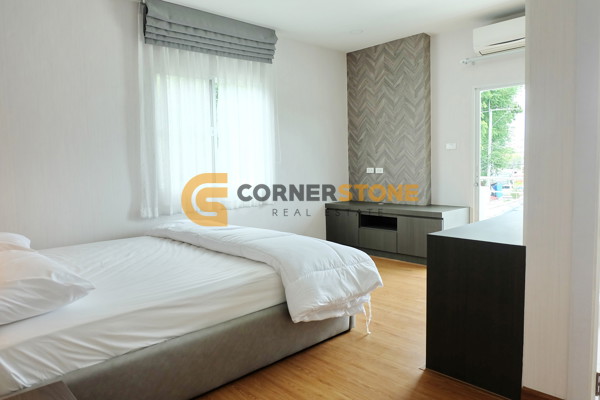 Picture of 4 bedroom House in SP Village 5 Mabprachan East Pattaya