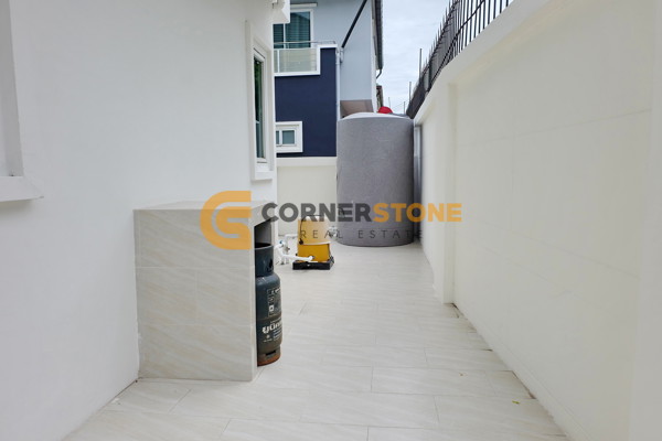 Picture of 4 bedroom House in SP Village 5 Mabprachan East Pattaya