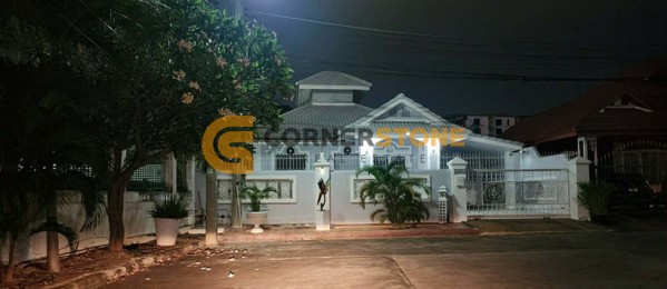Picture of 3 bedroom House in The Imperial Place Pattaya