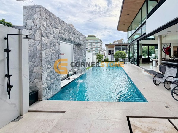 Picture of 4 bedroom House in  Pratumnak Hill