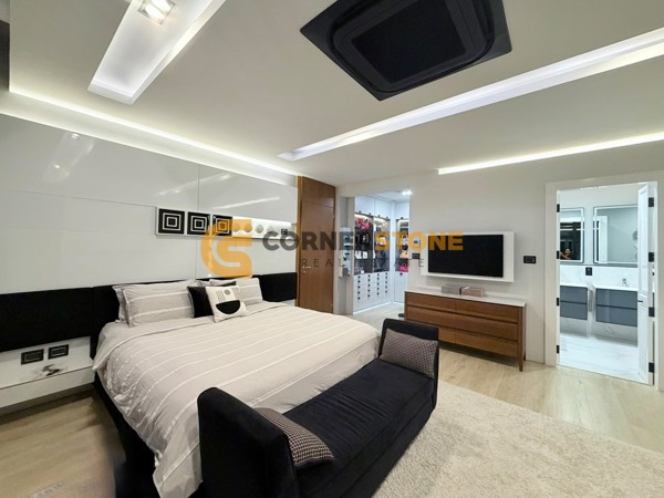 Picture of Exceptional Luxury Living on Pratumnak Hill