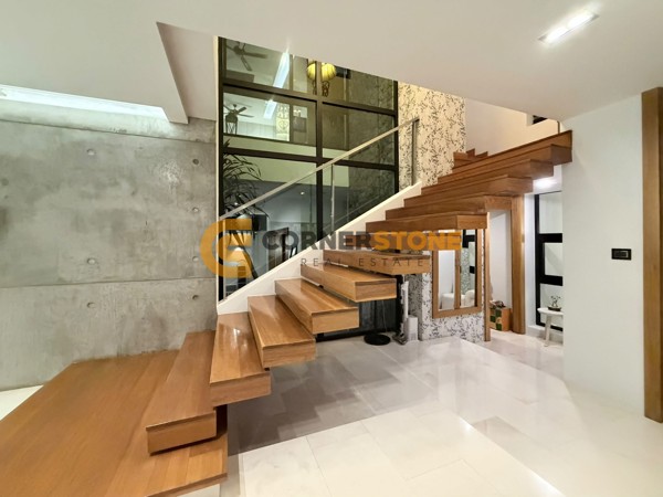 Picture of 4 bedroom House in  Pratumnak Hill