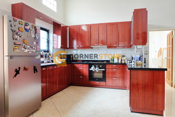 Picture of 4 bedroom House in Mabprachan Gardens East Pattaya