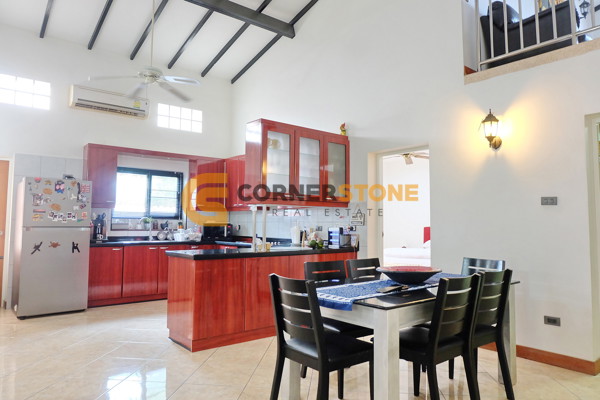Picture of 4 bedroom House in Mabprachan Gardens East Pattaya