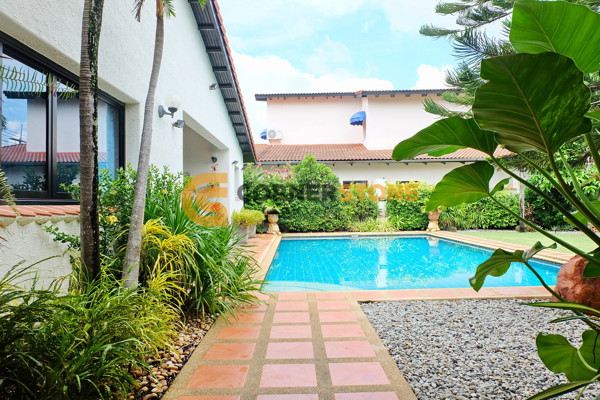 Picture of 4 bedroom House in Mabprachan Gardens East Pattaya
