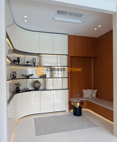 Picture of 4 bedroom House in Charin Pattaya East Pattaya