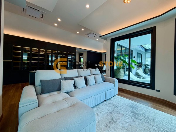 Picture of 4 bedroom House in Nibbana Shade East Pattaya