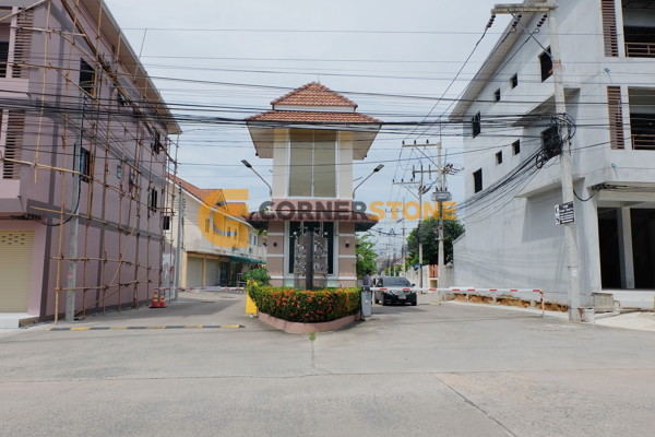 Picture of Chockchai Village 8